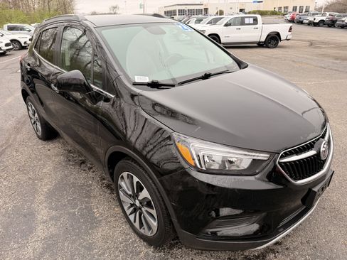 Used 2021 Buick Encore Preferred w/ Safety Package FWD image 1