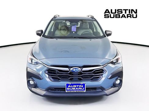 Used 2024 Subaru Crosstrek 2.0i Premium AWD/4WD image 2
