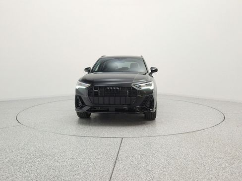 Used 2025 Audi Q3 2.0T Premium w/ Convenience Package AWD/4WD image 2