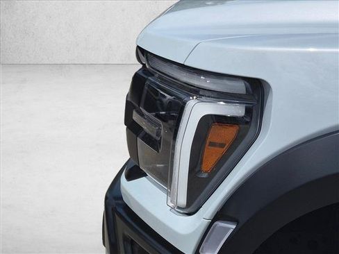 Used 2025 Ford F150 Raptor AWD/4WD image 14
