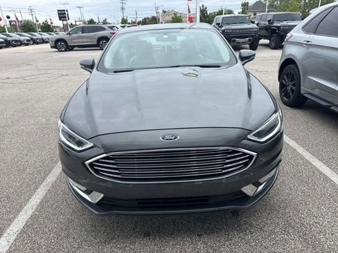 Used 2018 Ford Fusion Titanium AWD/4WD image 3