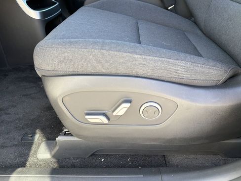 New 2026 Hyundai Ioniq 9 SE AWD/4WD image 19