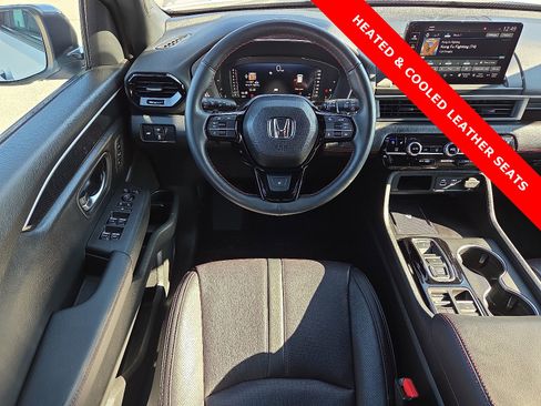 Used 2025 Honda Pilot Black Edition image 13