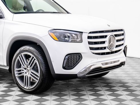 New 2025 Mercedes-Benz GLS 450 GLS 450 image 34