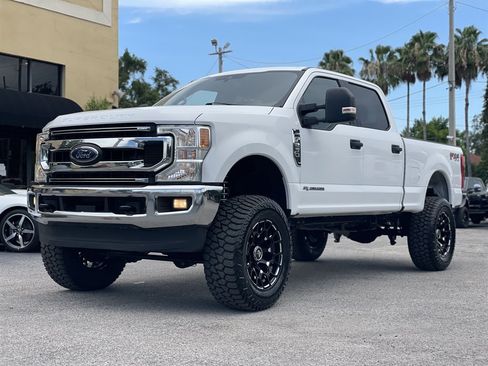 Used 2020 Ford F250 XLT w/ XLT Value Package AWD/4WD image 8