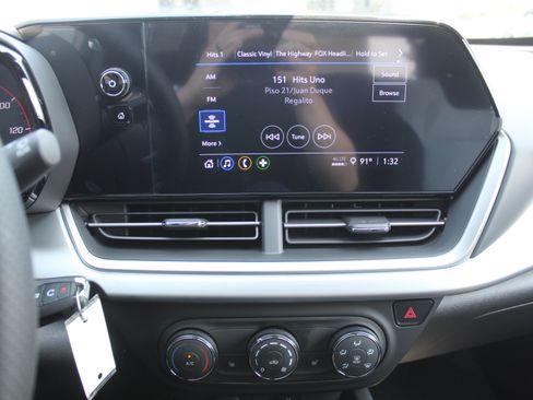 New 2026 Chevrolet Trax RS w/ Driver Confidence Package FWD image 15