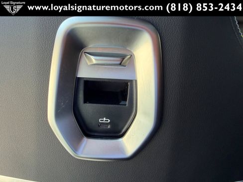 Used 2023 BMW 740i RWD image 20