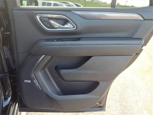 Used 2024 Chevrolet Tahoe RST w/ Sport Performance Package image 95