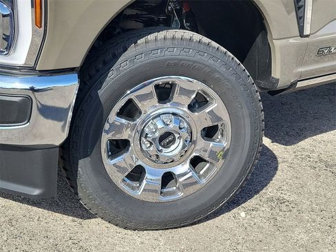 New 2026 Ford F250 Lariat w/ Lariat Ultimate Package image 18