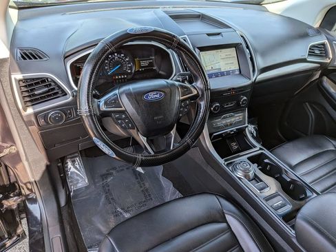 Used 2020 Ford Edge SEL w/ Convenience Package FWD image 16