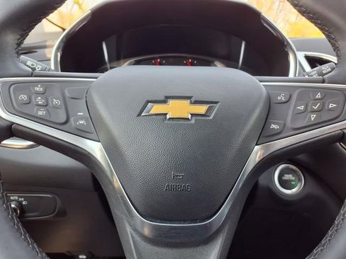 Used 2023 Chevrolet Equinox LT AWD/4WD image 15