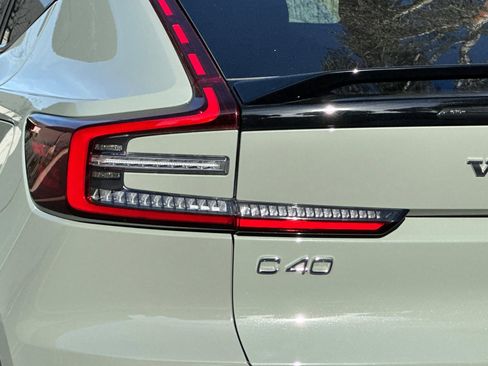 Certified 2023 Volvo C40 P8 Recharge Plus w/ Climate Package image 33