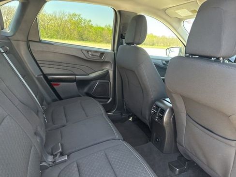 Used 2025 Ford Escape Active AWD/4WD image 19