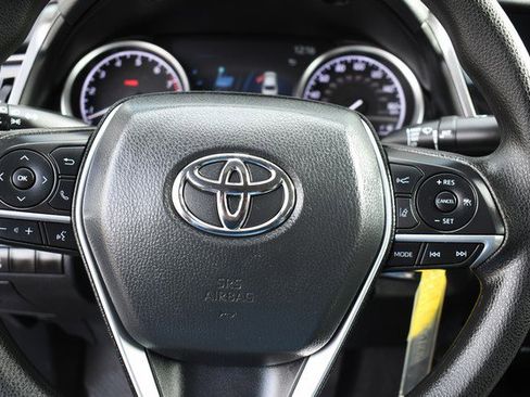 Used 2023 Toyota Camry LE image 30