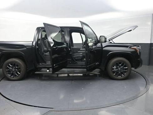 Used 2026 Toyota Tundra Platinum AWD/4WD image 46