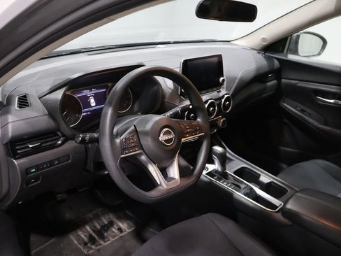 Used 2024 Nissan Sentra SV image 15