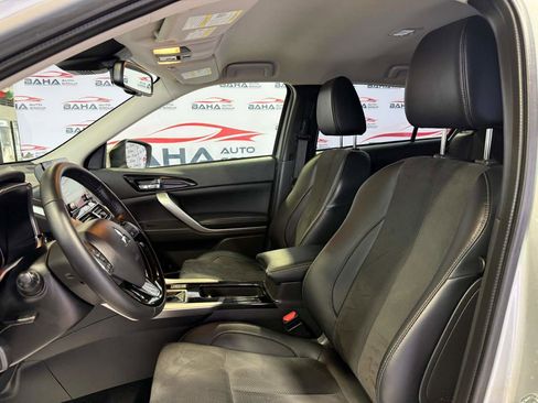 Used 2025 Mitsubishi Eclipse Cross SE image 30