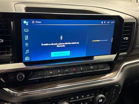 Used 2023 Chevrolet Silverado 1500 LT image 38