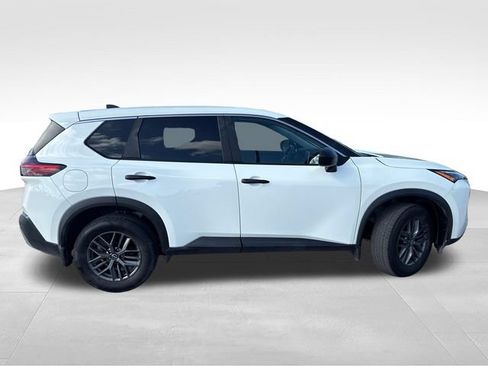 Certified 2023 Nissan Rogue S FWD image 9