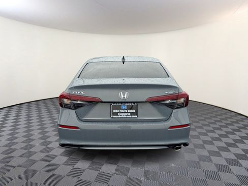 Used 2025 Honda Civic Sport image 6