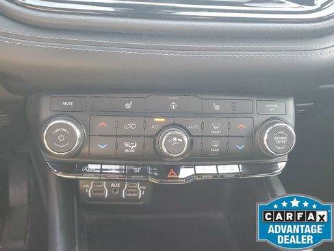 Used 2021 Dodge Durango GT image 24