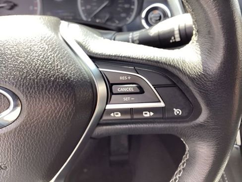 Used 2017 INFINITI Q60 w/ Premium Package image 26