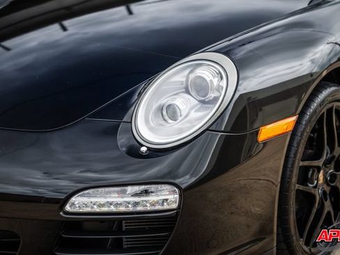 Used 2010 Porsche 911 Carrera RWD image 38