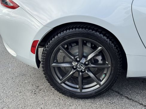 Used 2017 MAZDA MX-5 Miata RF Club image 36