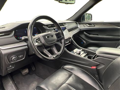 Used 2021 Jeep Grand Cherokee L Overland w/ Advanced Protech Group III AWD/4WD image 16