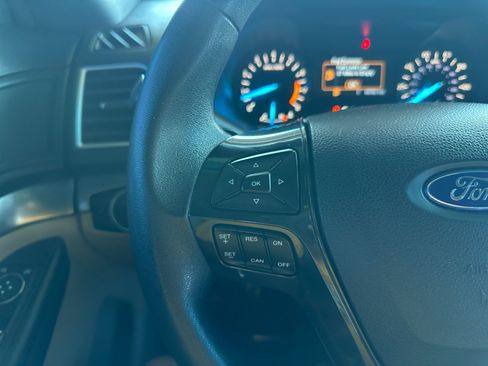 Used 2016 Ford Explorer FWD image 18