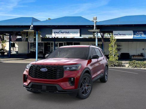 New 2026 Ford Explorer ST-Line w/ ST-Line Street Pack image 2