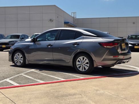 Used 2024 Nissan Sentra S FWD image 5