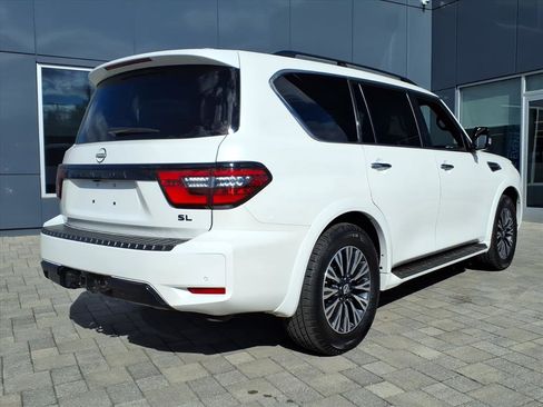 Certified 2023 Nissan Armada SL w/ Midnight Edition Package image 3