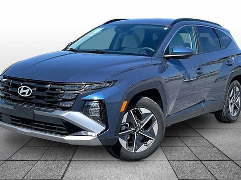 Used 2025 Hyundai Tucson SEL FWD image 1