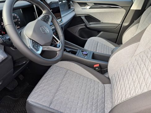 New 2026 Volkswagen Tiguan S image 18