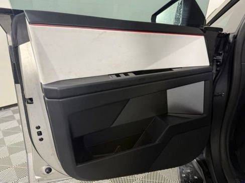 Used 2024 Tesla Cybertruck Cyberbeast AWD/4WD image 26