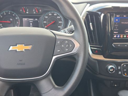 Certified 2021 Chevrolet Traverse LS FWD image 21