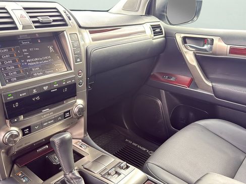 Used 2019 Lexus GX 460 Premium AWD/4WD image 19