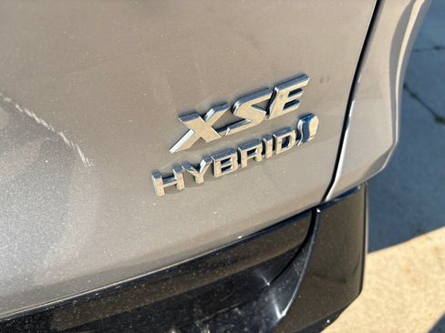Used 2020 Toyota RAV4 XSE AWD/4WD image 23