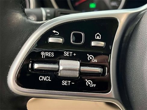 Certified 2022 Mercedes-Benz GLC 300 4MATIC image 22