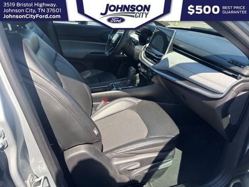 Used 2024 Jeep Compass Latitude AWD/4WD image 29