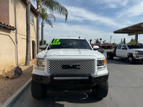 Used 2015 GMC Sierra 1500 SLT w/ SLT Preferred Package AWD/4WD image 2