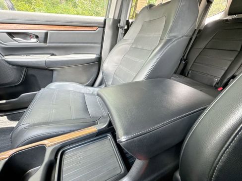 Used 2022 Honda CR-V Touring image 24