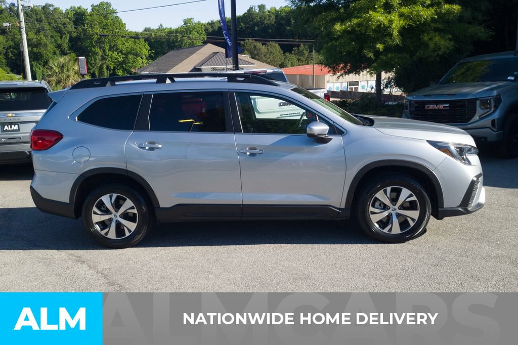 Used 2025 Subaru Ascent Premium AWD/4WD image 4