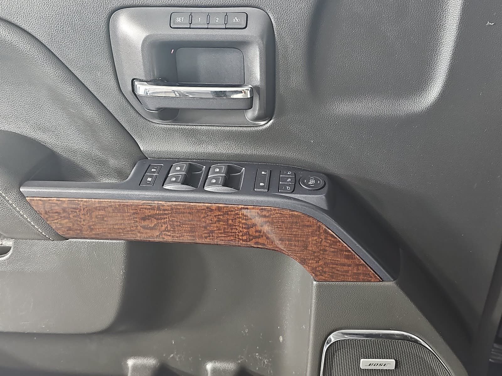 Used 2018 GMC Sierra 1500 SLT AWD/4WD image 24