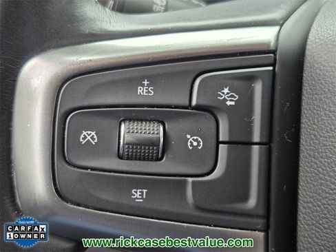 Used 2021 Chevrolet Suburban LS image 30