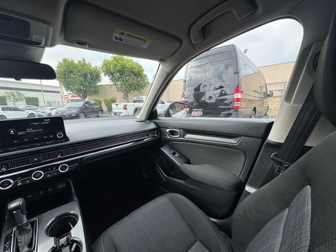 Used 2025 Honda Civic LX image 31