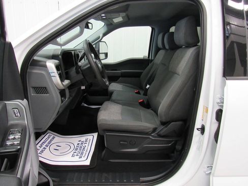 Used 2023 Ford F250 XLT AWD/4WD image 37