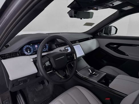 New 2026 Land Rover Range Rover Evoque S image 9