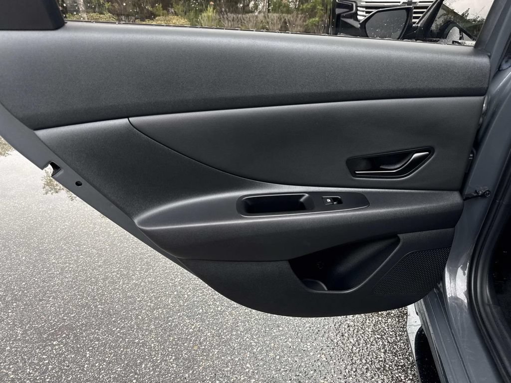Used 2024 Hyundai Elantra N Line FWD image 13